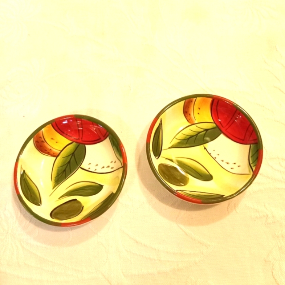 The Pampered Chef Oil Dipping Dishes Set Of 2 Oil Cruet Dishes.